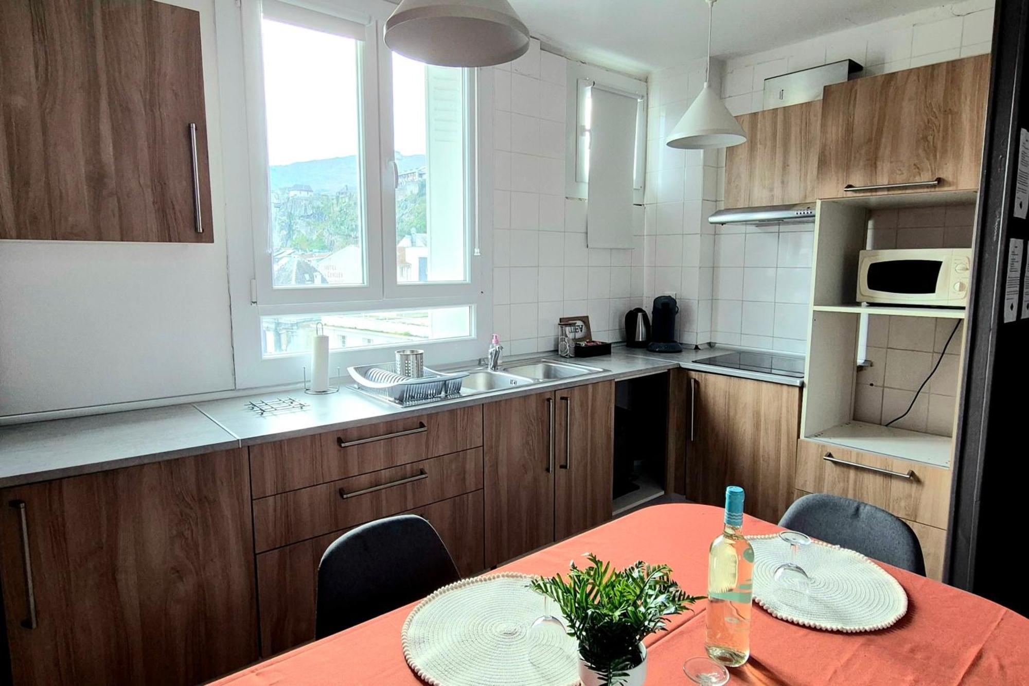 Cosy Chic Au Coeur De Lourdes-wifi-parking