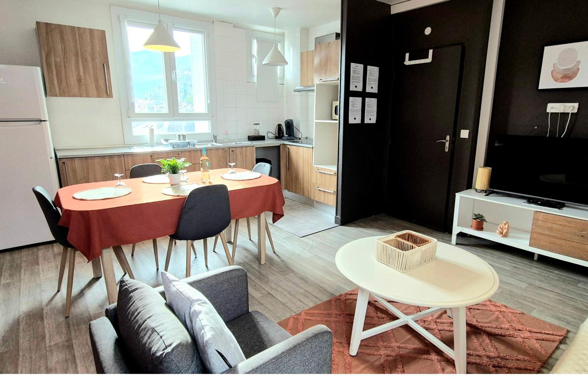 Cosy Chic Au Coeur De Lourdes-wifi-parking